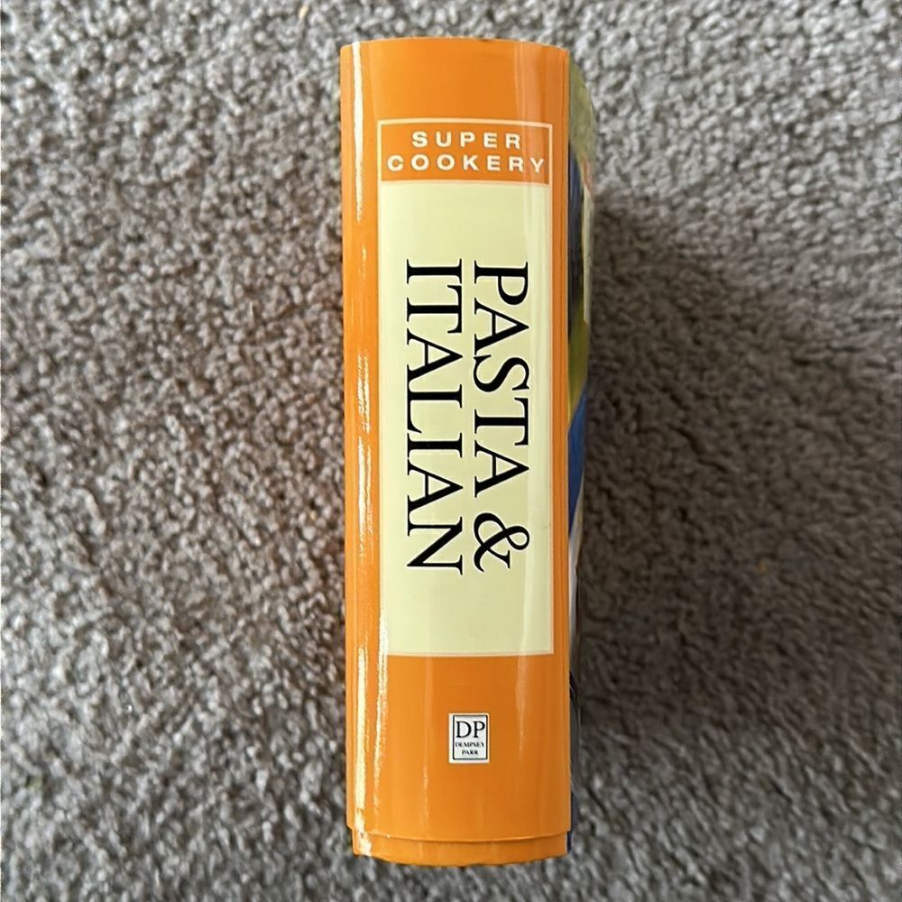 Super Cookery Pasta & Italian Cookbook - Picture 2 of 9